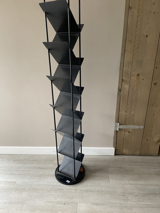 Porte-CD Lourens Fischer – Armoires de rangement, Iron, Metal (photo 4 of 5)