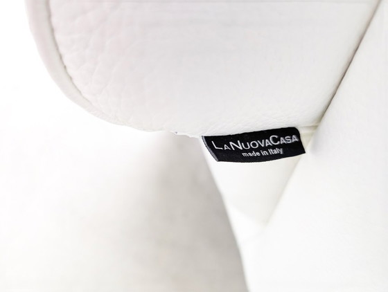 Image 1 of La Nuova Casa Italia de tres plazas Who's Perfect Sofa Couch Galileo