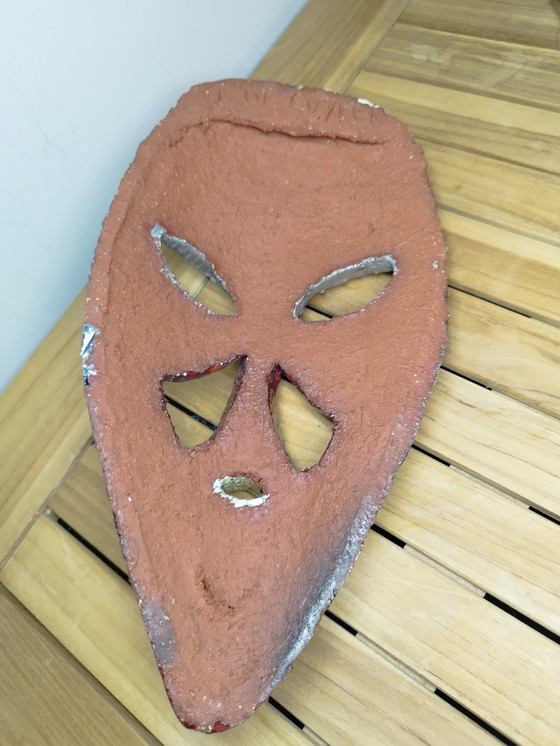 Image 1 of Masque en céramique