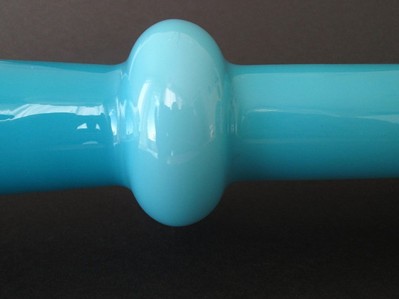 Image 1 of Bleu turquoise/blanc opalin 31,5 cm Vase danois Carnaby design 1968 par Christer Holmgren pour Holmegaard