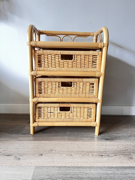 Image 1 of Cassettiera vintage in rattan