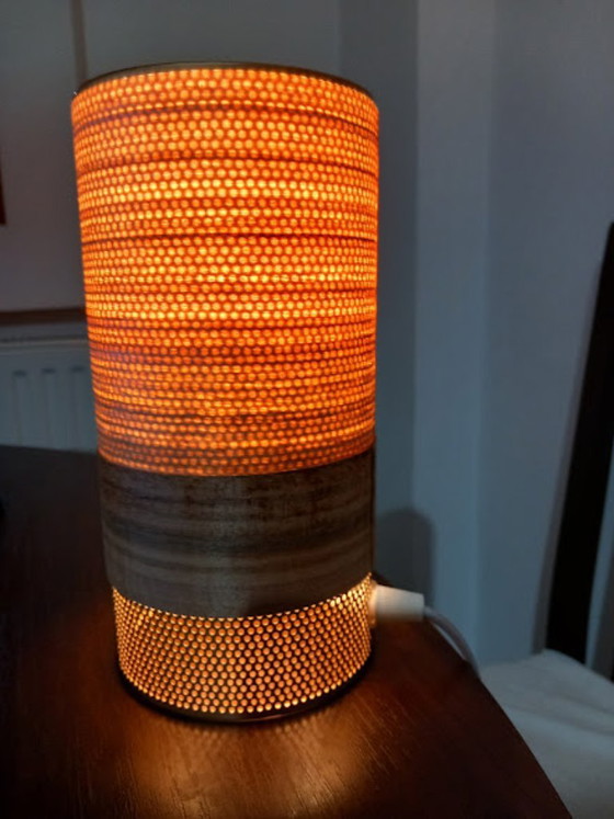 Image 1 of Lámpara de mesa - Sustenaible Design Metal, Madera