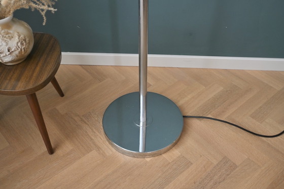 Image 1 of Lampada da terra anni '70 con base cromata e paralume a ombrello