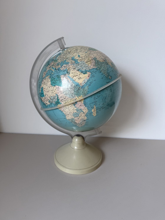 Image 1 of Mappamondo d'epoca