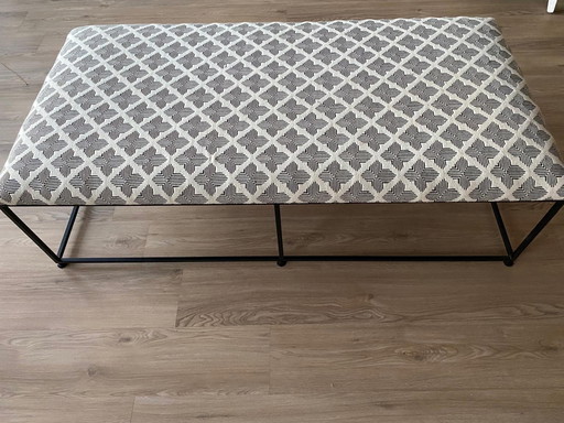 Beautiful Oriental Hocker Loods 5