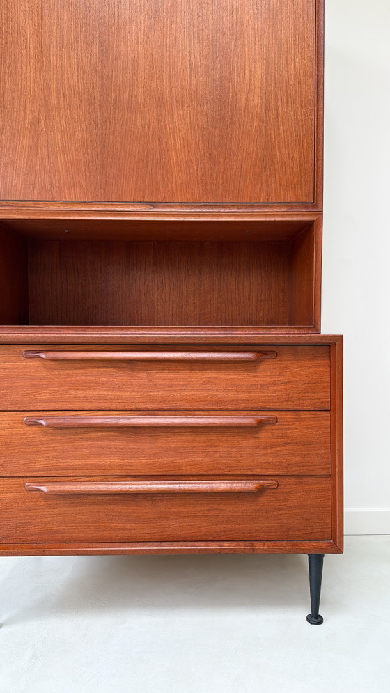 Image 1 of Vintage houten kast met lades en klep