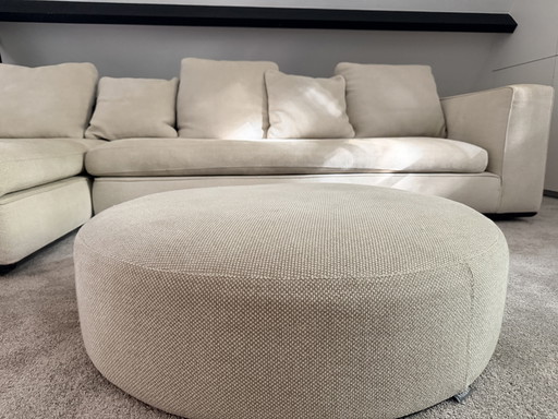 Nice Minotti corner sofa with pouffe