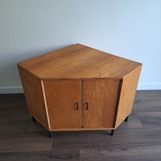 Image 1 of Credenza angolare di metà secolo 1960