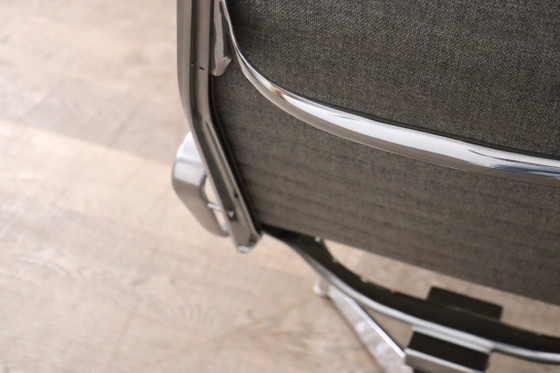 Early edition Eames EA124 Aluminium Group Lounge Chair by Herman Miller, 1970s – Swivel chairs, Vintage (photo 4 of 16)