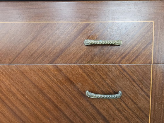 Image 1 of Cómoda de los años 80 en nogal, palisandro y arce.