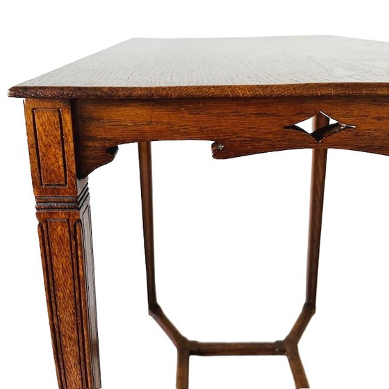 Image 1 of Mesa auxiliar antigua Art Nouveau de madera curvada, década de 1890