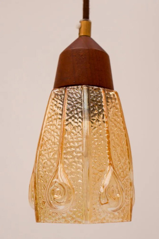 Image 1 of Suspensions en verre de Pukeberg, Suède, années 1960, lot de 2