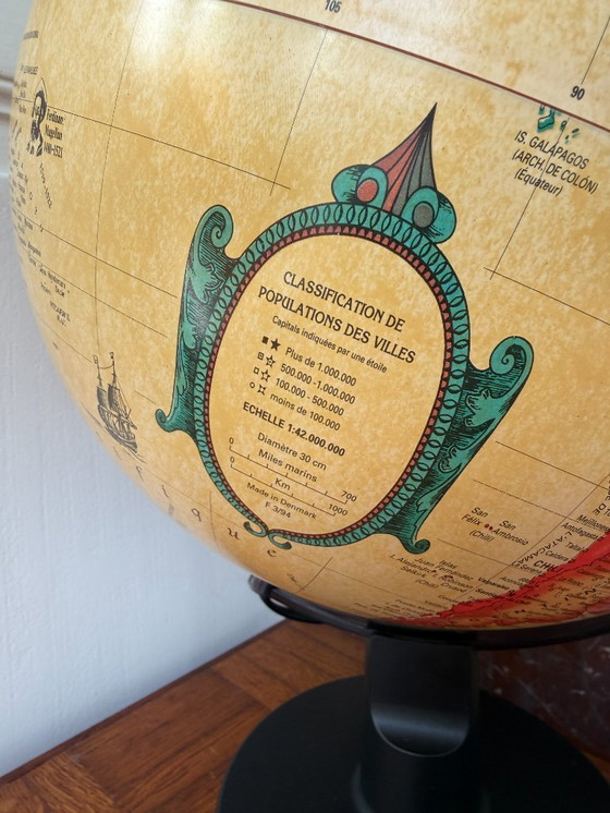 Image 1 of Vintage illuminated globe, Made in Denmark