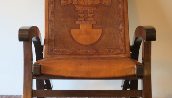 Sillón Tiahuanaco de teca y cuero repujado, diseñado por Angel I. Pazmino para Muebles de Estilo, Ecuador, (photo 4 of 19)