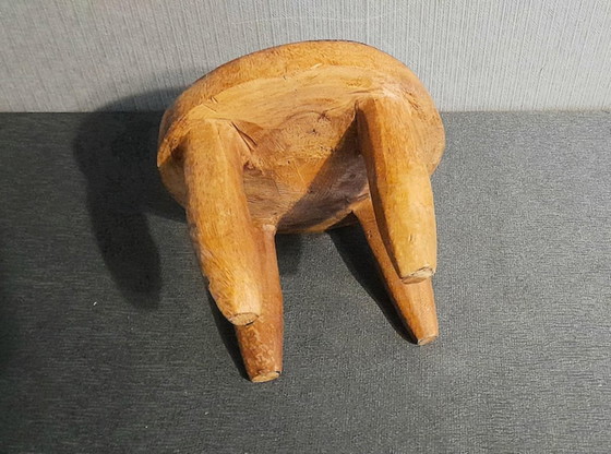 Image 1 of Piccolo sgabello rotondo in legno Senufo