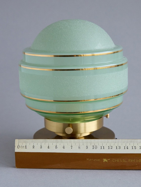 Image 1 of Lampada da tavolo in vetro satinato verde e oro