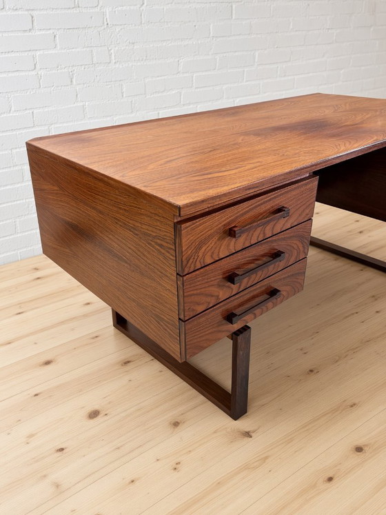 Bureau danois vintage en palissandre Torben Valeur & Henning Jensen pour Dyrlund – Bureaux, Wool (photo 12 of 13)