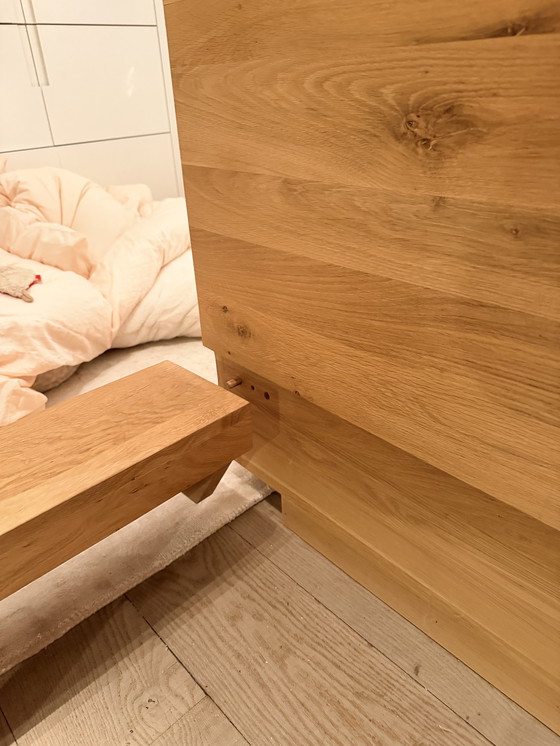 Image 1 of Ethnicraft bed in massief eik