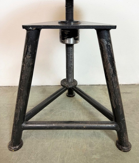 Image 1 of Tabouret pivotant d'atelier industriel noir, années 1960