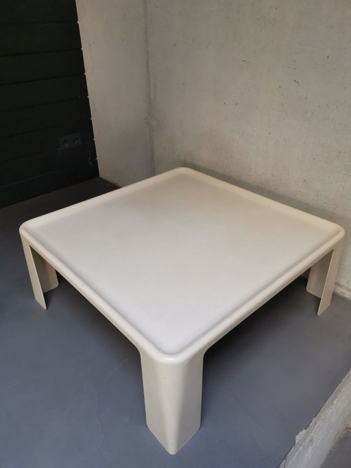 Tavolino Amanta di Mario Bellini C&amp;B Italia