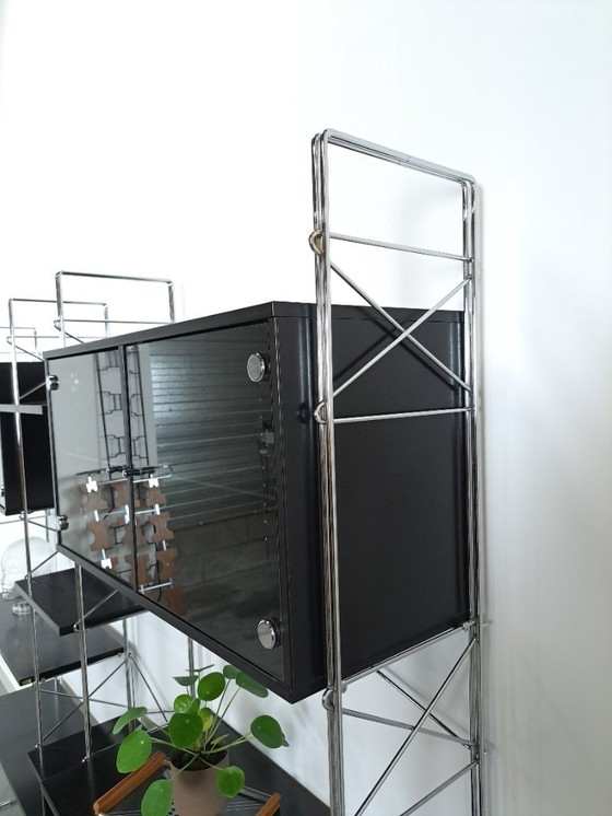 Image 1 of Armoire modulaire Denka de design danois, supports et étagères chromés