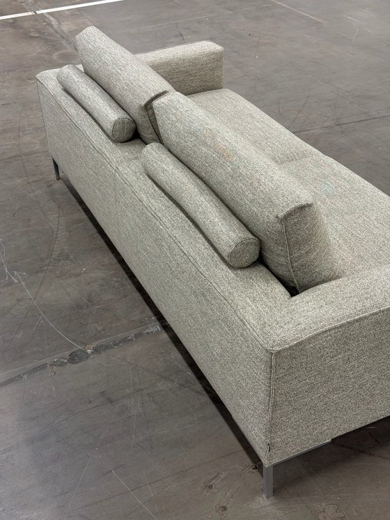 Image 1 of Design on Stock Aikon Lounge