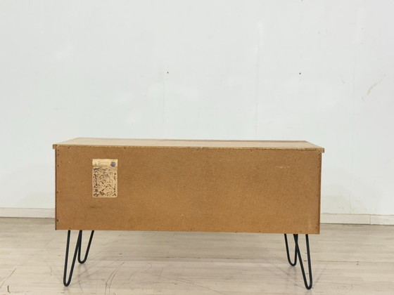 Image 1 of Prachtig dressoir/ladekast van Hellerau, serie 427 – design uit het midden van de 20e eeuw.