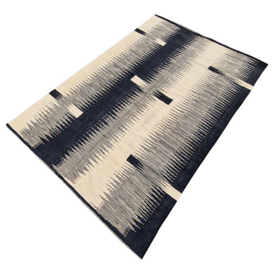 Handgeweven wollen kilimtapijt | Modern zwart-wit ikatdesign | Hedendaags platgeweven (246 x 173 cm) (photo 7 of 14)