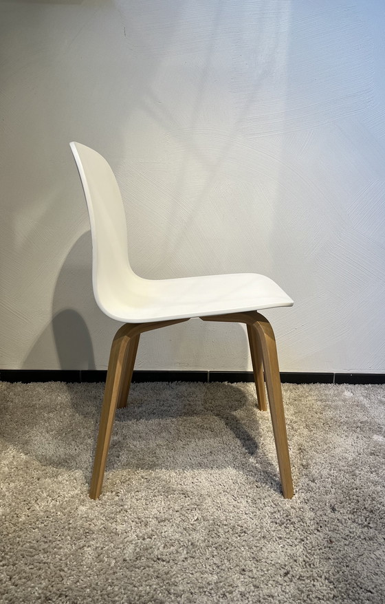 Image 1 of MUUTO - Visu Stuhl