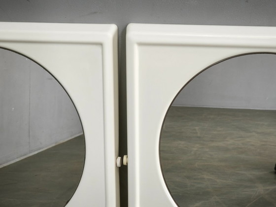 Paire de Miroirs Terry en Plastique Italiens Space Age, années 70 – Plastic (photo 6 of 11)