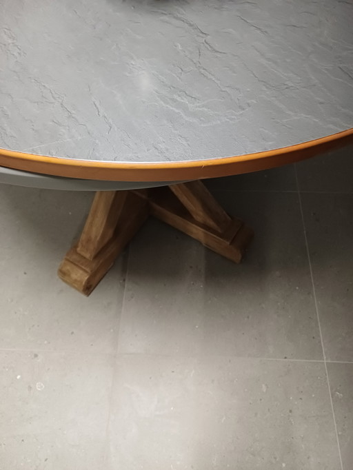 Pied en chêne avec 2 plateaux gris