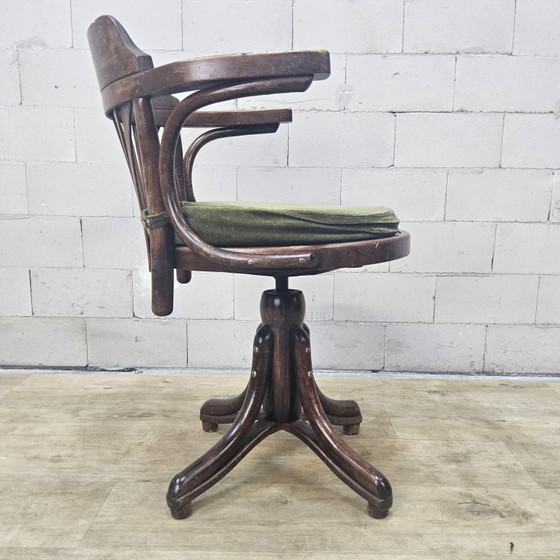 Chaise de bureau pivotante et réglable en hauteur de style Thonet antique (faite à la main) (photo 7 of 15)