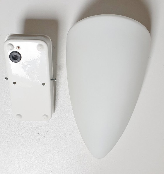 Image 1 of 2 vintage wandlampen Massive 01/0327