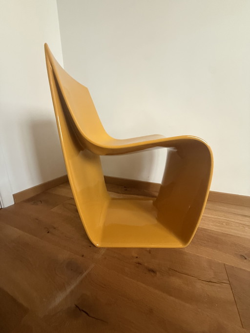 Fauteuil SIGN inspiré/outdoor par Piergiorgio Cazzaniga pour MDF Italia – Jaune laqué – stoelen fauteuils (photo 2 of 12)