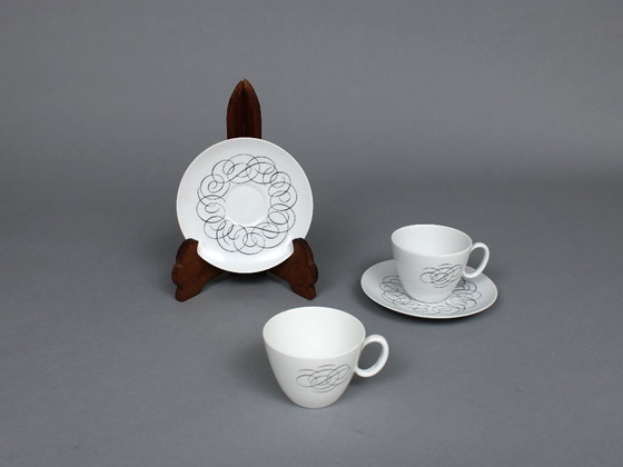 Image 1 of Raymond Loewy (1883-1986) set of 4 tea cups and saucers, Rosenthal Continental China, Script decor
