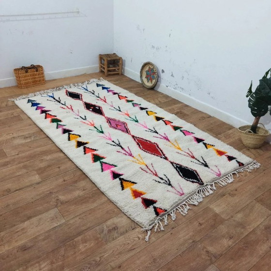 Image 1 of Auténtica alfombra bereber Azilal: 100 % lana natural, tejida a mano (266 × 150 cm)