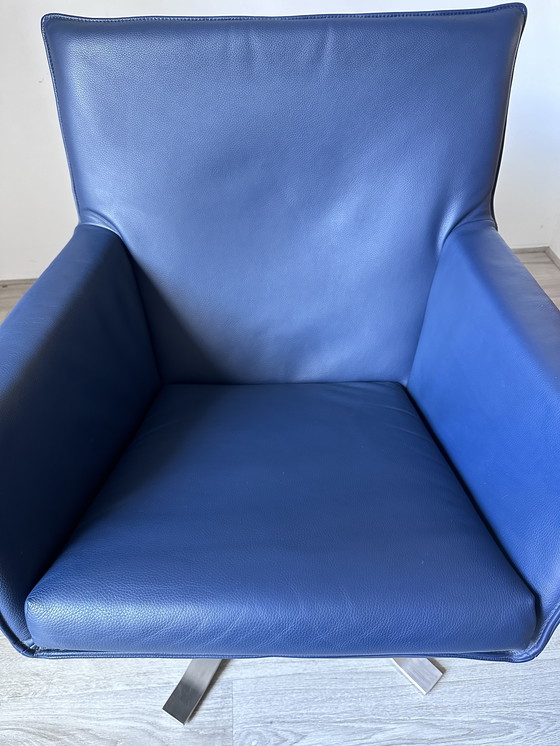 Image 1 of Design on Stock Djenne design fauteuil