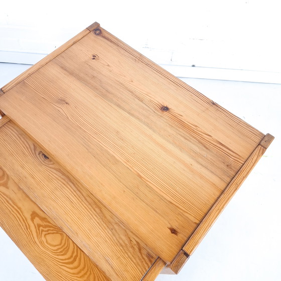 Image 1 of Vintage mimiset bijzettafels grenenhout jaren 70