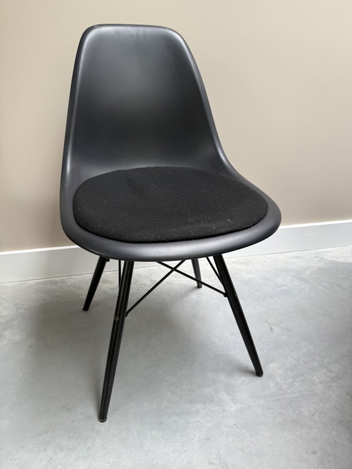 6 Designer-Esszimmerstühle (Vitra, La Palma, Fritz Hansen)