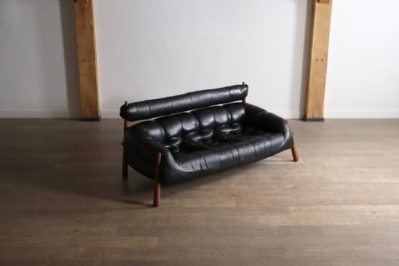 Image 1 of Percival Lafer MP-81 driezitsbank in zwart leer, Brazilië jaren 70