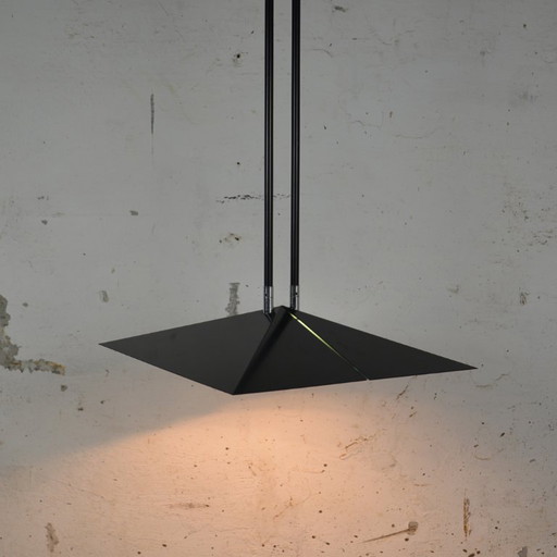 1x piramid pendant light