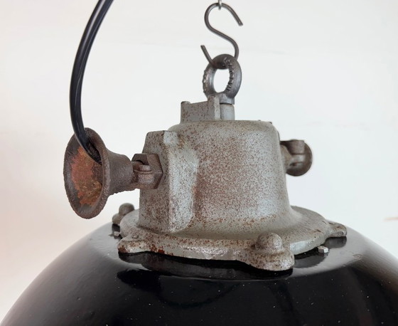 Image 1 of Industriële kooilamp van zwart emaille en gietijzer, jaren 60