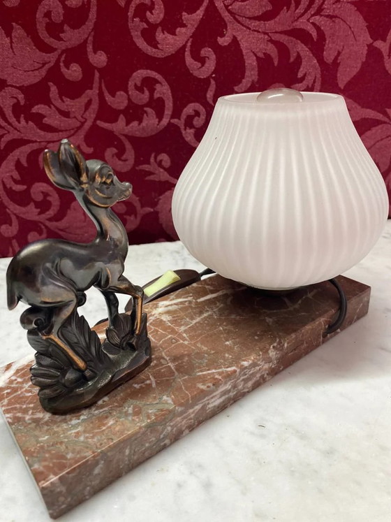 Lampe de nuit Art Déco en forme de faon, en régule, marbre et opaline – Objets déco, Marble, Art Deco (photo 4 of 7)