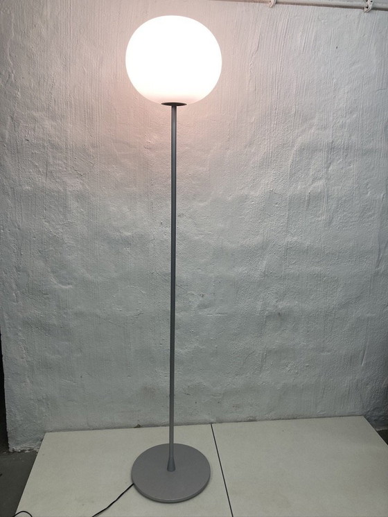 Image 1 of Lámpara de pie Flos Glo-Ball diseñada por Jasper Morrison en 1998