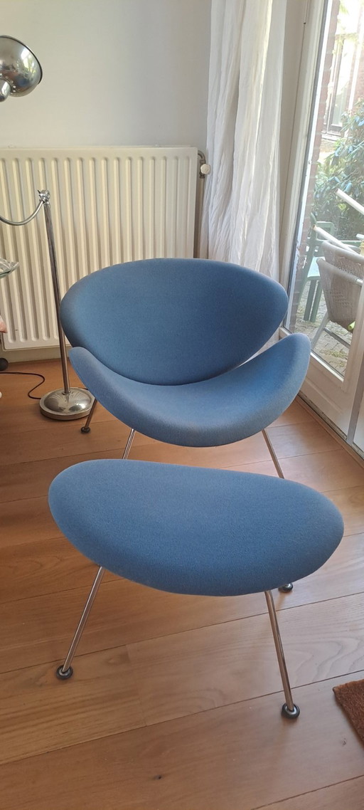 Artifort Orange Slice Van Pierre Paulin Met Voetenbank – fauteuils, Metal, Textile