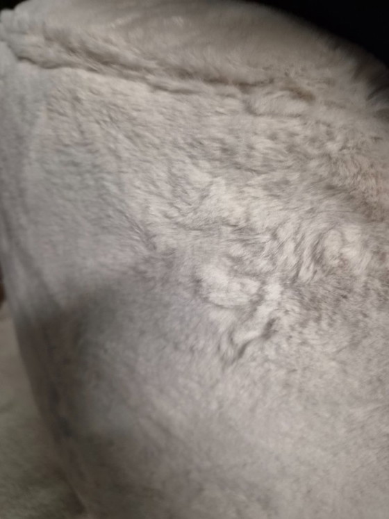 Image 1 of Scapa home poef