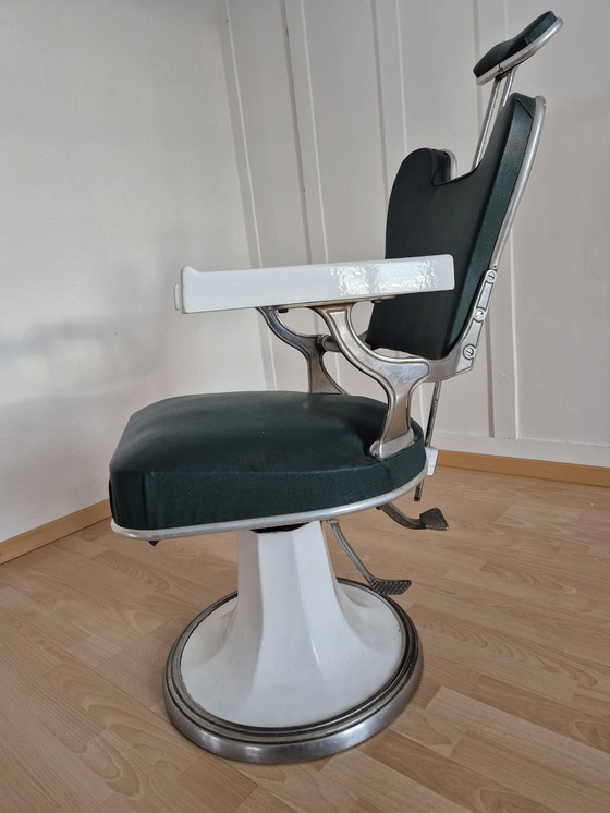 Image 1 of Scheerstoel, kappersstoel