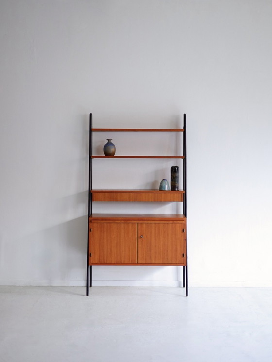 Vintage Scandinavian teak Wall cabinet 50s/60s, Wood, Brown (photo 2 of 8)