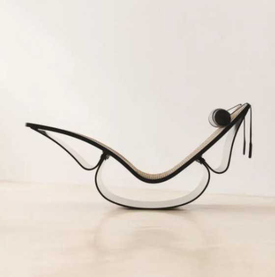 Original Mid-Century Modern Rio Chaise longue by Oscar Niemeyer, 1978, Leather, Rattan, Beige (photo 3 of 6)