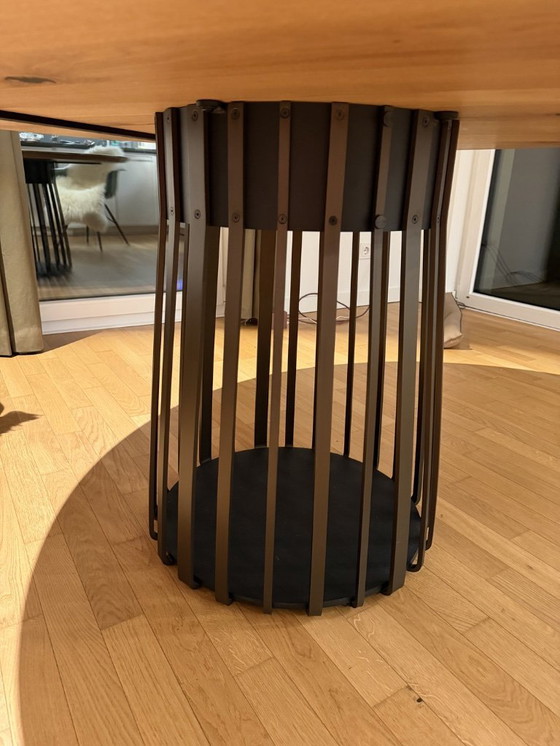 Image 1 of Tavolo Janua Basket in rovere, diametro 140 cm